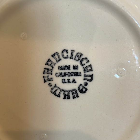 2 Franciscan Apple Coffee Cups & Saucers - Picture 3 of 5